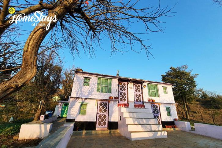 Dwarahat Village Farmstay- Babaji'S Cave 외부 사진